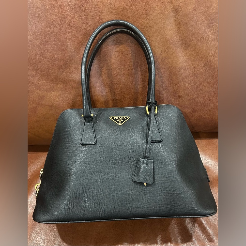 Authentic Prada Saffiano Lux Promenade Leather Black Bag